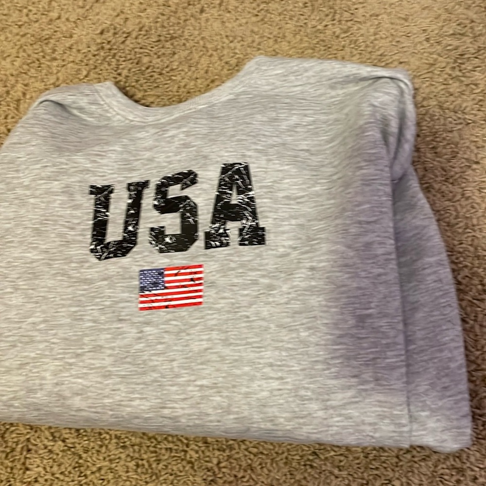 USA crewneck